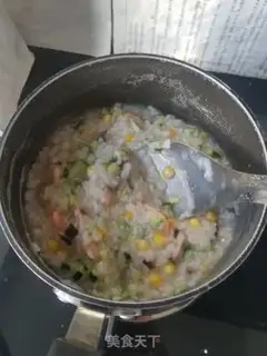 Make cucumber arctic shrimp congee step 3