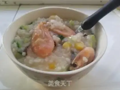 Make cucumber arctic shrimp congee step 4