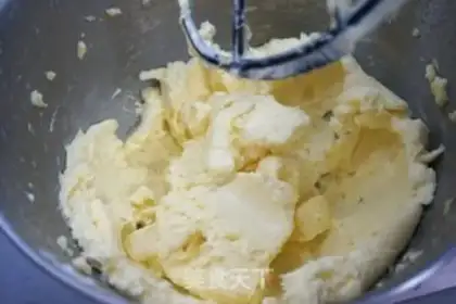 Make Light cream cookies step 5