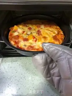 Make Scribble bacon pizza step 10