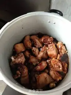 Make Spicy pig hands step 5