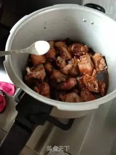 Make Spicy pig hands step 6