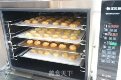 Make Light cream cookies step 12