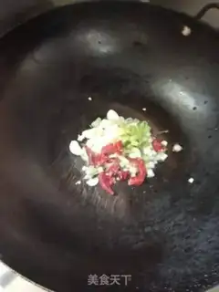 Make Spicy pig hands step 10
