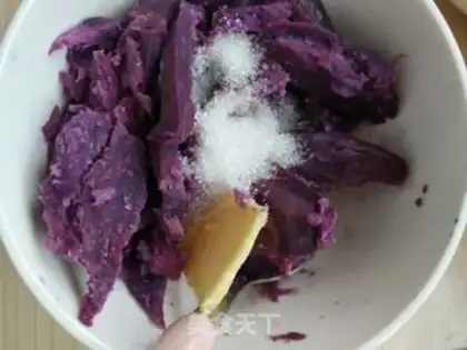 Make Purple potato caterpillar bread step 2