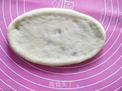 Make Purple potato caterpillar bread step 7