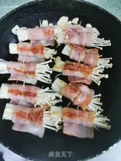 Make Bacon pins and mushrooms step 9