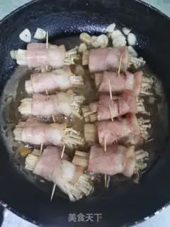 Make Bacon pins and mushrooms step 10