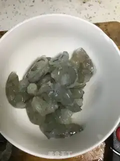 Make Sugar shrimp balls step 1