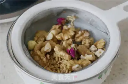 Make Rose oatmeal pecan step 2