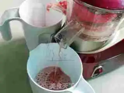 Make Pink women
