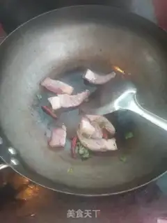 Make Sour bean horns, fragrance step 4