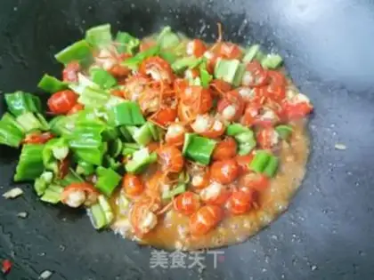 Make Spicy little lobster step 3