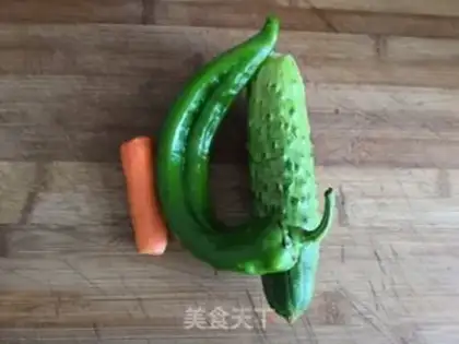 Make Pretzels of cucumber step 3