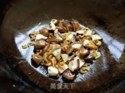 Make Tombo mushroom soup step 5