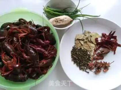 Make Spicy crawfish step 0