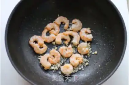 Make Shrimp fried broccoli step 3