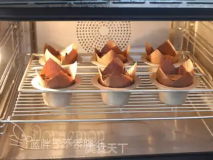 Make No oil-free chocolate steam cake step 9
