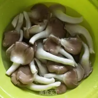 Make Pelican mushrooms step 0