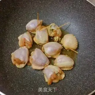 Make Chicken wing buns step 3