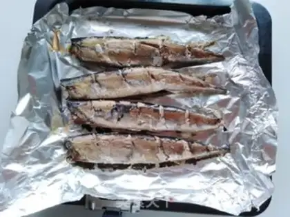 Make Spicy roasted swordfish step 4