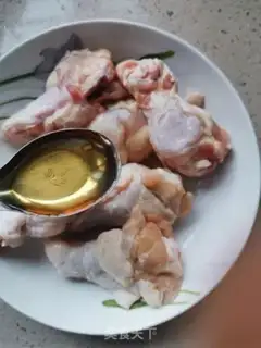 Make Garlic chicken wings step 1