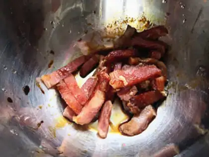 Make Pizza on the Piggy Ridge step 1