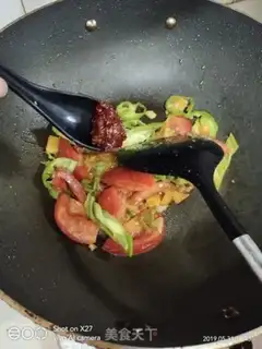 Make Tomato pepper fried fish step 3