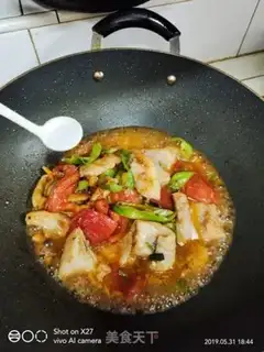 Make Tomato pepper fried fish step 4