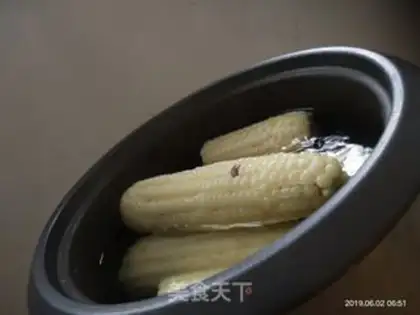 Make Pour corn step 1