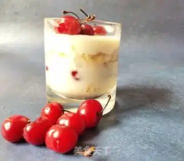 Make Yogurt cherries cake step 4