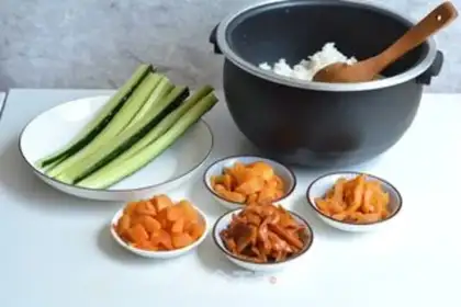 Make Egg rolls step 1