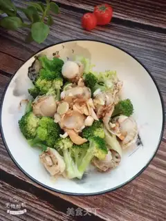 Make Scallops and broccoli step 8