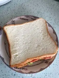Make Egg ham sandwich step 5