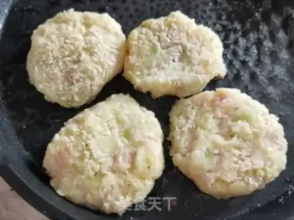 Make Fried potatoes step 11