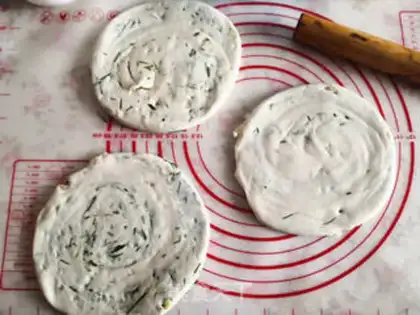 Make Garlic pancakes step 5