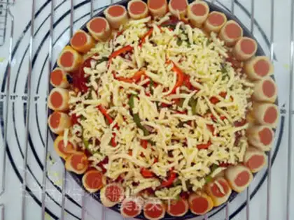 Make Salami sausage pizza step 13