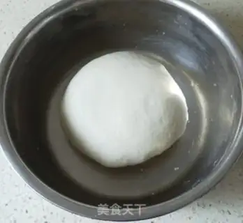 Make Handmade buns in the private room step 0