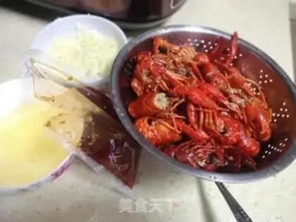 Make Garlic lobster step 5