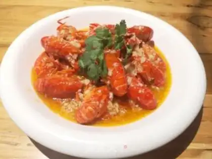 Make Garlic lobster step 8
