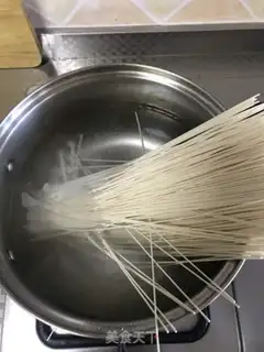Make Fried noodles step 1