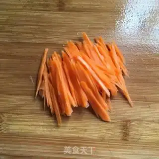Make Carrot sprouts step 1