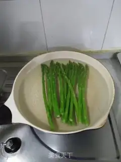 Make Onion-breathing porridge step 3