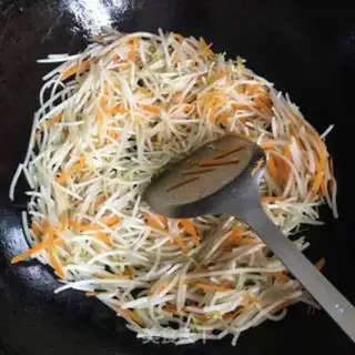 Make Carrot sprouts step 4