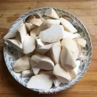 Make Dry apricot mushrooms step 1
