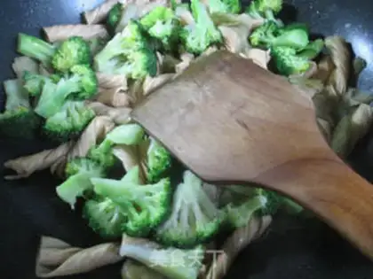 Make Squeeze the vegetables, broccoli and beans step 6