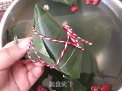 Make "Red dates of rice." step 8