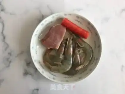 Make Carrot shrimp ham step 0