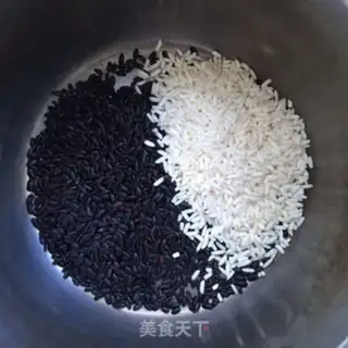 Make Black rice congee step 0