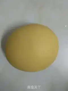 Make Rose buns step 1